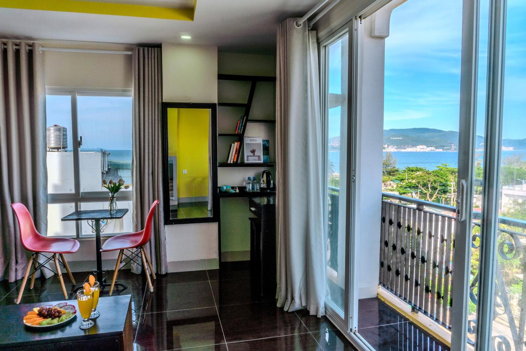 Melyna Hotel Nha Trang Beach Exterior foto